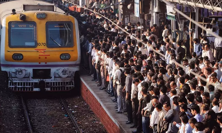 Delhi High Court Orders Railway Accident Compensation, Says No Scheduled Halt Cant Automatically Mean Passenger Tried To Deboard Moving Train Delhi High Court Orders Railway Accident Compensation, Says No Scheduled Halt Cant Automatically Mean Passenger Tried To Deboard Moving Train