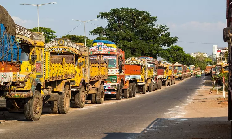 MP High Court Orders State To Restore Check Posts To Curb Overloading, Says Breach Of Undertakings Given In PIL Amounts To Contempt MP High Court Orders State To Restore Check Posts To Curb Overloading, Says Breach Of Undertakings Given In PIL Amounts To Contempt