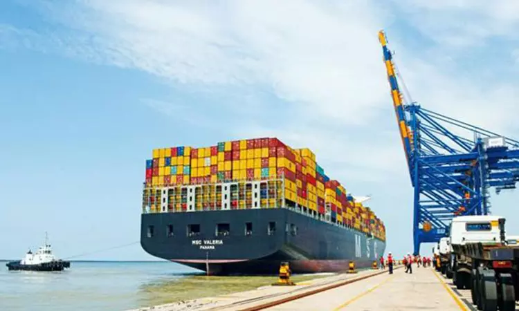 Port Trust Can Regulate Movement Of Vessels, Boats And Other Watercrafts Within Port Waters But Must Adhere To Natural Justice: Kerala HC Port Trust Can Regulate Movement Of Vessels, Boats And Other Watercrafts Within Port Waters But Must Adhere To Natural Justice: Kerala HC