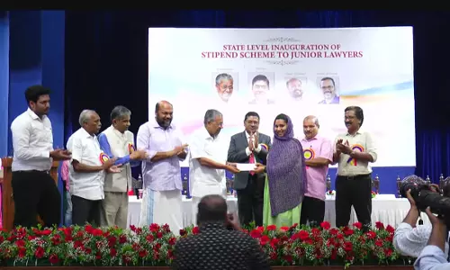 Chief Minister Pinarayi Vijayan Inaugurates Monthly Stipend Scheme For Junior Lawyers In Kerala Chief Minister Pinarayi Vijayan Inaugurates Monthly Stipend Scheme For Junior Lawyers In Kerala