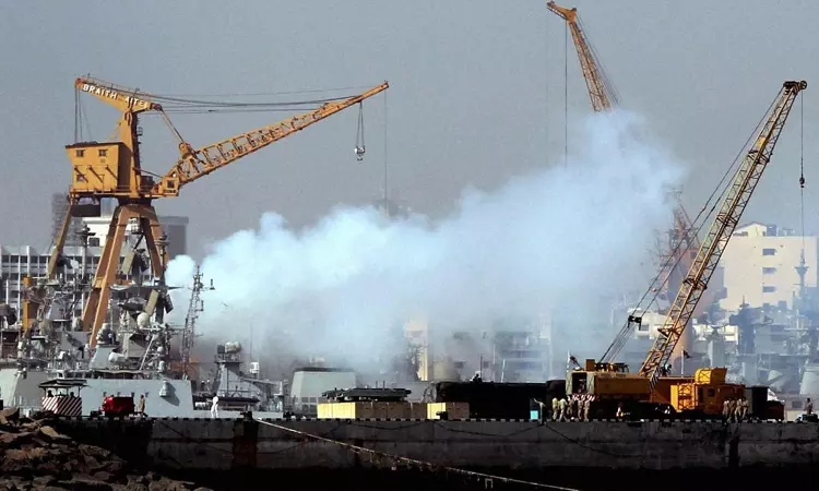 INS Vindhyagiri - MV Nordlake Collision | Liability Can Be Limited At Interim Stage Before Completion Of Trial: Bombay High Court INS Vindhyagiri - MV Nordlake Collision | Liability Can Be Limited At Interim Stage Before Completion Of Trial: Bombay High Court