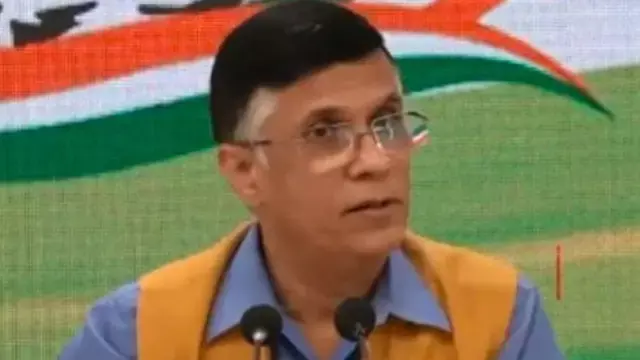 BREAKING| Congress Spokesperson Pawan Kheras Arrest Mentioned In Supreme Court; CJI Agrees To Hear At 3 PM