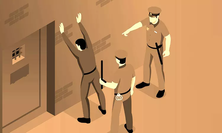 Strip Searching Undertrial Prisoner Violates Fundamental Right To Privacy: Mumbai Court Strip Searching Undertrial Prisoner Violates Fundamental Right To Privacy: Mumbai Court