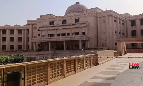 Cant Make Hospital Dysfunctional For Single Incident Of Medical Negligence: Allahabad HC Stays License Suspension Of Sanjay Gandhi Hospital, Amethi Cant Make Hospital Dysfunctional For Single Incident Of Medical Negligence: Allahabad HC Stays License Suspension Of Sanjay Gandhi Hospital, Amethi