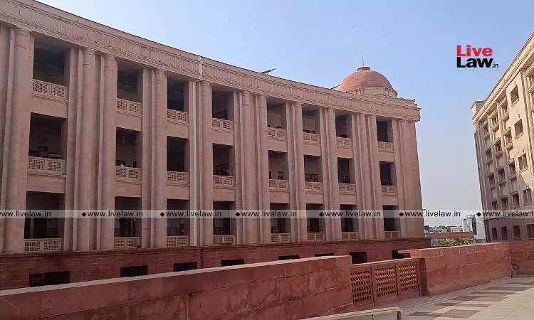 Litigants Must Choose One Forum, They Dont Have Kangaroo Right To Hop Between Allahabad & Lucknow Benches: Allahabad HC Litigants Must Choose One Forum, They Dont Have Kangaroo Right To Hop Between Allahabad & Lucknow Benches: Allahabad HC