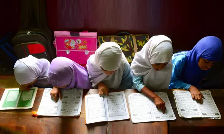 Religious Education At Govts Expense: Allahabad High Court (DB) Directs Registry To Place Matter Before Chief Justice/PIL Bench Religious Education At Govts Expense: Allahabad High Court (DB) Directs Registry To Place Matter Before Chief Justice/PIL Bench