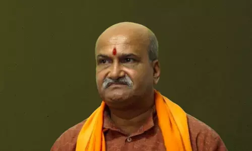 Karnataka High Court Quashes Case Against Sri Ram Senes Pramod Muthalik For Delivering Allegedly Provocative Speech On Cow Slaughter Karnataka High Court Quashes Case Against Sri Ram Senes Pramod Muthalik For Delivering Allegedly Provocative Speech On Cow Slaughter