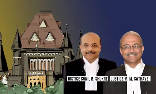 Pressurising Someone To Give Up Demand For Repayment Of Money Is Not Extortion As Per Section 383 IPC : Bombay High Court Pressurising Someone To Give Up Demand For Repayment Of Money Is Not Extortion As Per Section 383 IPC : Bombay High Court