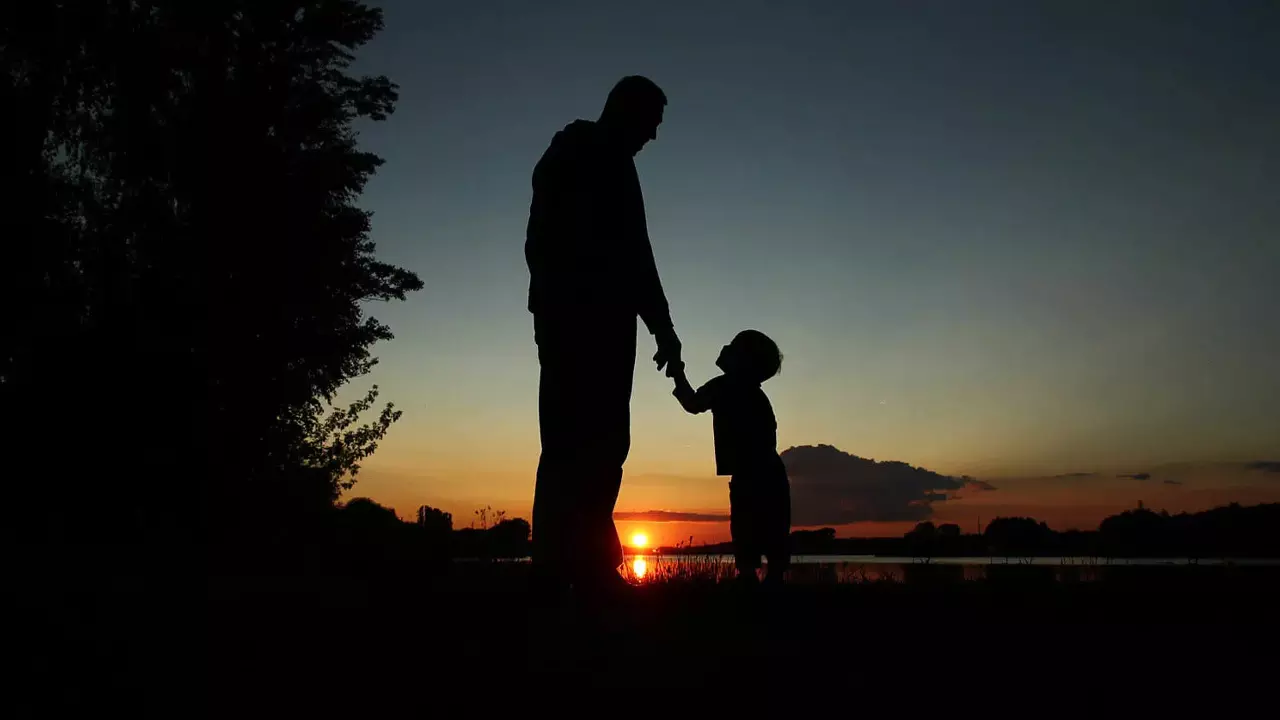 Jharkhand High Court Sets Aside Shared Parenting Order; Says Welfare Of Child Overrides Fathers Status As Natural Guardian