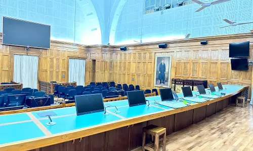 Lawyers Welcomed With Paperless Courtrooms, Digital Screens & Free Wifi On Supreme Court Reopening