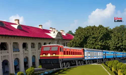 Allahabad HC Judge Seeks Rly Officials’ Explanation Over ‘Displeasure’ & ‘Inconvenience’ Caused To Him During Train Journey Allahabad HC Judge Seeks Rly Officials’ Explanation Over ‘Displeasure’ & ‘Inconvenience’ Caused To Him During Train Journey