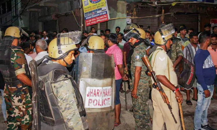 Jamshedpur Communal Clash 2023| Cant Ascertain Which Community Was The Aggressor: High Court Grants Bail To 42 Accused Jamshedpur Communal Clash 2023| Cant Ascertain Which Community Was The Aggressor: High Court Grants Bail To 42 Accused