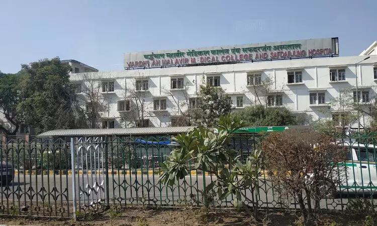 Overcrowded Wards Or Doctors Overtime Duties Can’t Justify Medical Negligence, NCDRC Holds Safdarjung Hospital Liable Overcrowded Wards Or Doctors Overtime Duties Can’t Justify Medical Negligence, NCDRC Holds Safdarjung Hospital Liable