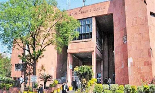 Jammu & Kashmir High Court Dismisses Plea By Civil Judge Aspirants Seeking Relaxation Of Upper Age Limit