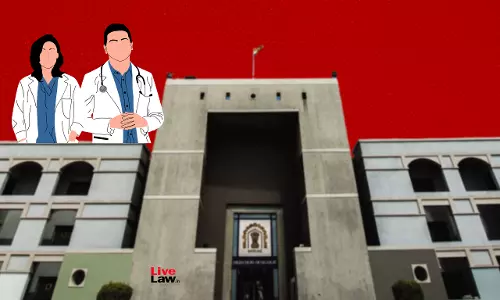 Medical Admissions | Fixing Number Of Seats In State Quota Policy Decision Of Govt, Students Have No Right To Seek Such Direction: Gujarat HC