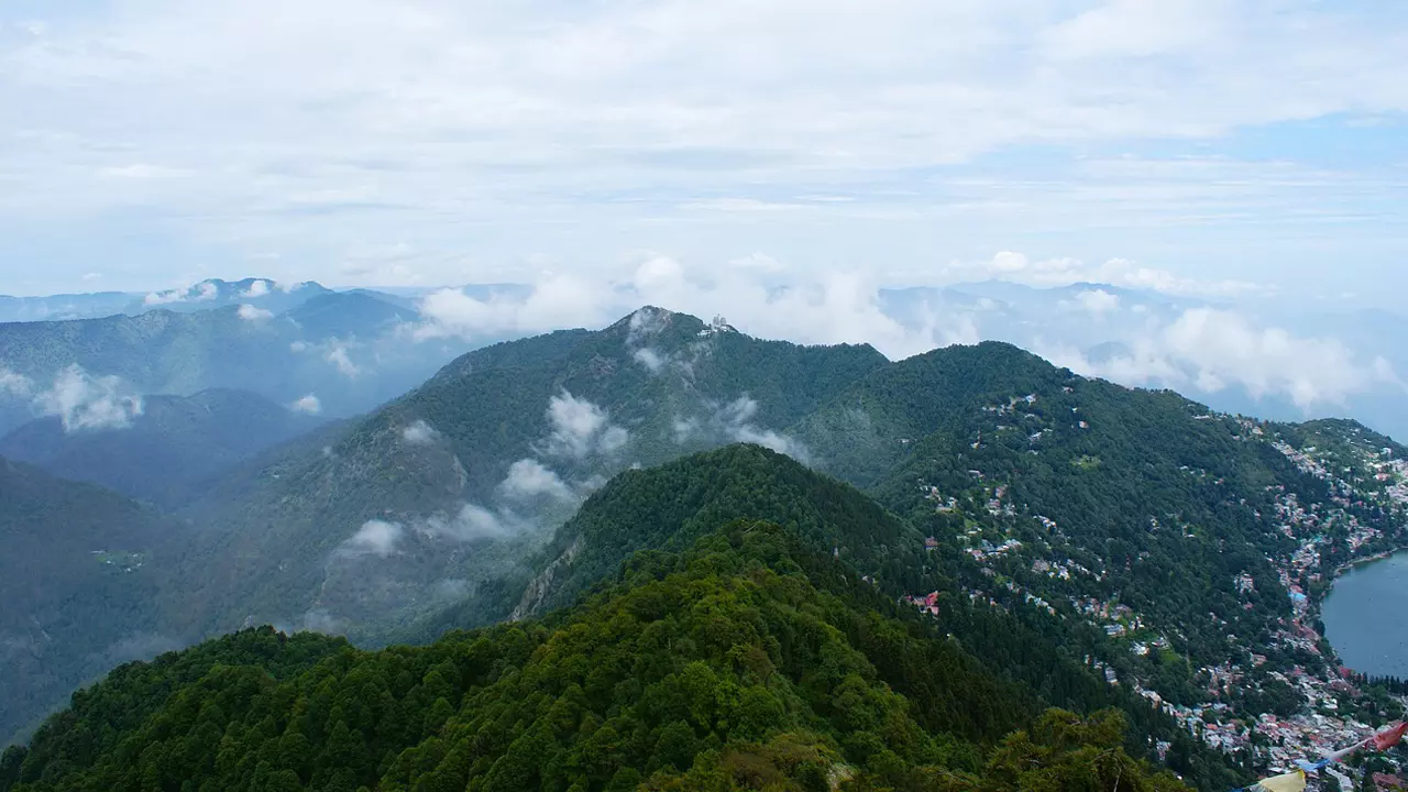‘Policy of State Is To Commercialise Hills’, Uttarakhand High Court Directs State To Formulate Tourism Development Plan