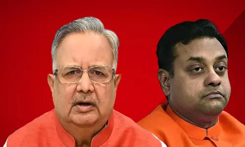 Petty Political Ideology Tussle: Chhattisgarh HC Quashes FIR Against Ex-CM Raman Singh & BJP Leader Sambit Patra In Congress Toolkit Case Petty Political Ideology Tussle: Chhattisgarh HC Quashes FIR Against Ex-CM Raman Singh & BJP Leader Sambit Patra In Congress Toolkit Case