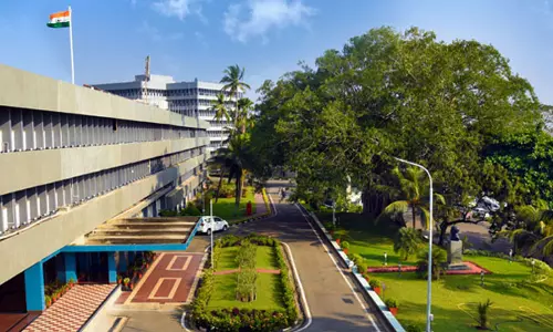 VSSC Exam Impersonation Case: Kerala High Court Calls For Strict Action Against Fraudulent Practices To Secure Govt Jobs, Refuses Bail VSSC Exam Impersonation Case: Kerala High Court Calls For Strict Action Against Fraudulent Practices To Secure Govt Jobs, Refuses Bail