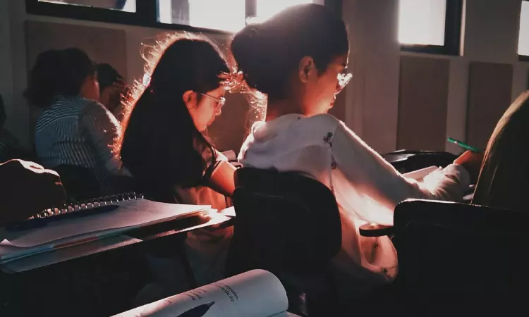 Kerala High Court Stays Operation Of State Child Rights Commission’s Order Banning Tuition Classes At Night Kerala High Court Stays Operation Of State Child Rights Commission’s Order Banning Tuition Classes At Night