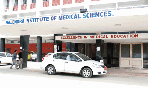 Seniority Among RIMS Employees To Be Based On Order Of Merit In Selection: Jharkhand High Court