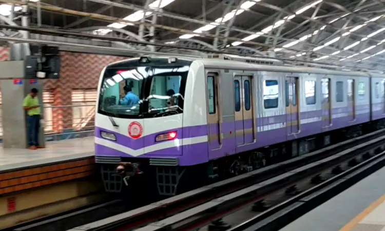 Balance Public Interest With Sustainability: Calcutta High Court Refuses Permission To Uproot Trees For Metro Rail Construction Balance Public Interest With Sustainability: Calcutta High Court Refuses Permission To Uproot Trees For Metro Rail Construction