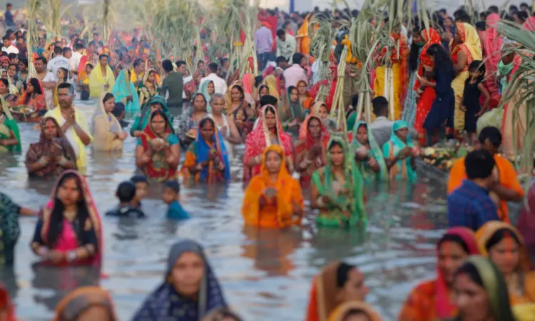 Allahabad High Court Dismisses PIL For Cleaning Hindon River To Facilitate Devotees In Performing Chhath Pooja Allahabad High Court Dismisses PIL For Cleaning Hindon River To Facilitate Devotees In Performing Chhath Pooja