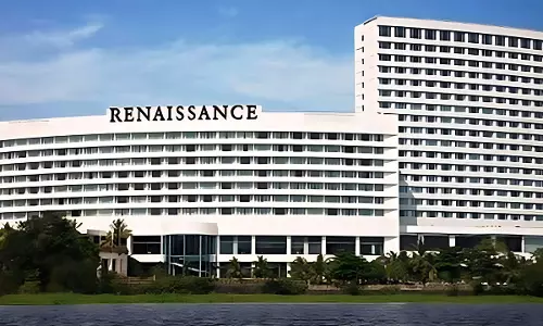 Renaissance Mumbai Convention Centre Hotel & Lakeside Chalet Ordered To Compensate Customer Rs. 25,000 For Last-Minute Room Change On Anniversary