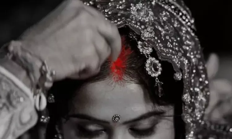 Patna High Court Annuls Hindu Marriage Noting Man Was Forced To Apply Sindur At Gunpoint, Emphasizes Saptapadi Significance Patna High Court Annuls Hindu Marriage Noting Man Was Forced To Apply Sindur At Gunpoint, Emphasizes Saptapadi Significance
