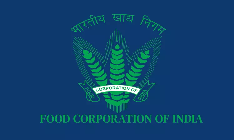 FCI Extracted Work For 40 Yrs & Conveniently Overlooked Its Convenience Cleaner: Andhra Pradesh HC Upholds Regularisation Of Safai Karamchari FCI Extracted Work For 40 Yrs & Conveniently Overlooked Its Convenience Cleaner: Andhra Pradesh HC Upholds Regularisation Of Safai Karamchari