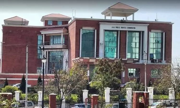 CAT Srinagar Puts J&K PSC Under Scrutiny, Seeks Its Explanation For Revising 2023 J&K Combined Competitive Pre Exam Result CAT Srinagar Puts J&K PSC Under Scrutiny, Seeks Its Explanation For Revising 2023 J&K Combined Competitive Pre Exam Result