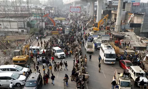 Exposing Poorest Of Poor To Ensuing Harsh Winters: Allahabad HC Stays Demolition Drive In Lucknows Akbarnagar For 4 Weeks Exposing Poorest Of Poor To Ensuing Harsh Winters: Allahabad HC Stays Demolition Drive In Lucknows Akbarnagar For 4 Weeks