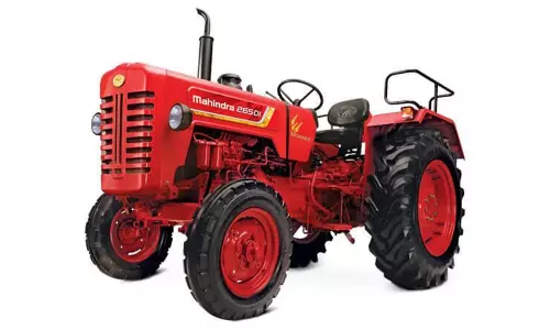 Delay In Delivery Of Number Plate And Registration Certificate, Kangra District Commission Holds Mahindra Tractors Dealer Liable