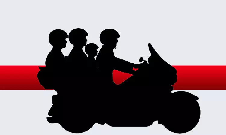 Pillion Riders Alleged Intoxication No Ground For Contributory Negligence In Accident Cases Without Causal Link: Delhi High Court Pillion Riders Alleged Intoxication No Ground For Contributory Negligence In Accident Cases Without Causal Link: Delhi High Court