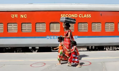 Calcutta High Court Directs Payment Of Over ₹8 Lakhs To Kin Of Man Who Died After Falling From Moving Train 23 Yrs Ago