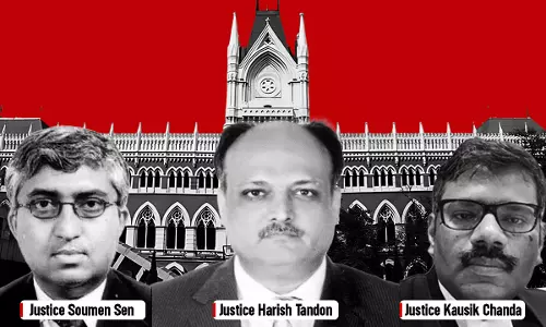 Re-Fixation Of Salary Only Possible Under Existing Rules, No Vested Right Of Teacher To Claim Enhanced Pay For Being Overqualified: Calcutta HC Larger Bench
