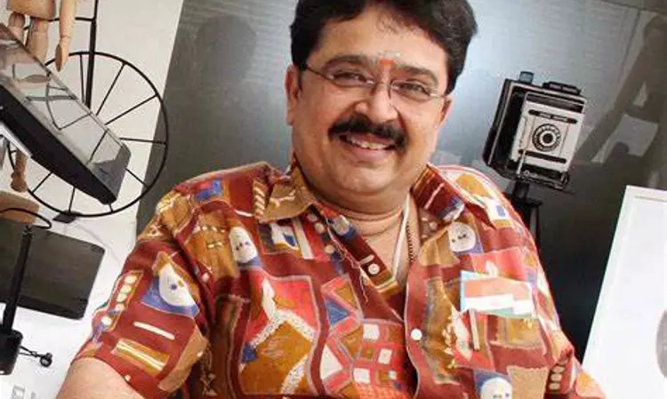 Chennai Court Convicts BJP Politician S.Ve Shekher For Offensive Post Against Women Journalists, Suspends The Sentence for 30 Days Chennai Court Convicts BJP Politician S.Ve Shekher For Offensive Post Against Women Journalists, Suspends The Sentence for 30 Days