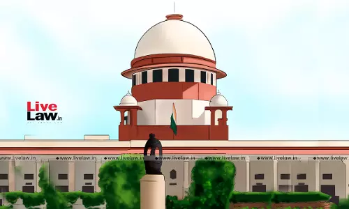 Wont File Reply Unless Mobile Phone Is Given : Man Facing Contempt Case Insists; Supreme Court Extends His Custody