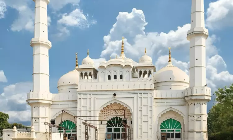Teela Masjid Dispute | Lucknow Court Dismisses Revision Plea Against Order Rejecting Objection To Hindu Worshippers Suit Teela Masjid Dispute | Lucknow Court Dismisses Revision Plea Against Order Rejecting Objection To Hindu Worshippers Suit