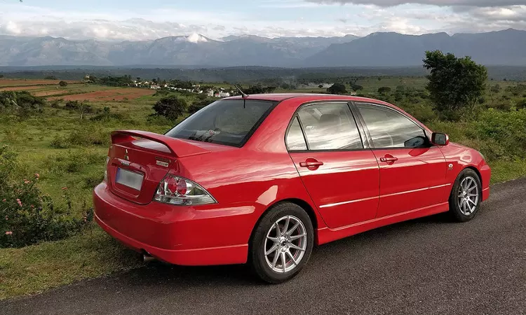 Persisting Defects in Lancers Cedia Car Despite Service, Delhi District Commission Holds Excel Motors Liable