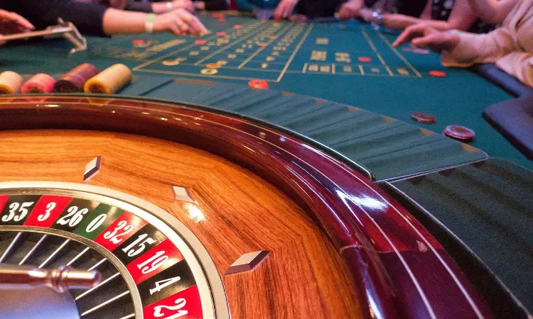 Maharashtra Prevention Of Gambling Act | ASP Can Raid Suspected Gambling Houses Without Special Authorization From State: Bombay HC Full Bench Maharashtra Prevention Of Gambling Act | ASP Can Raid Suspected Gambling Houses Without Special Authorization From State: Bombay HC Full Bench