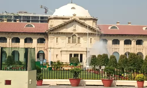 Industrial Disputes Act | Labour Court Has Ample Power To Examine Correctness Of Finding Of Inquiry Officer In Discharge Or Dismissal Order: Allahabad High Court