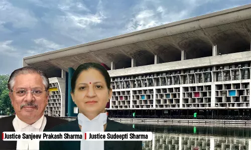 Right To Trade Of Liquor Not Fundamental Right: P&H High Court Dismisses Plea Challenging Punjab Excise Policy 2024-25 Right To Trade Of Liquor Not Fundamental Right: P&H High Court Dismisses Plea Challenging Punjab Excise Policy 2024-25