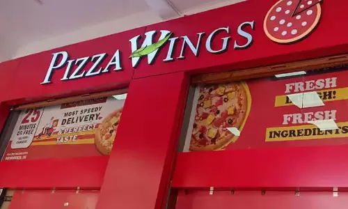 Ambala District Commission Holds Pizza Wings Restaurant Liable For Delivering Chicken Roll Instead Of Paneer Roll