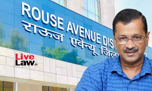 Prime Facie Cognizable Offence Committed : Delhi Court Orders FIR In Complaint Against Arvind Kejriwal & Others Over Illegal Hoardings Prime Facie Cognizable Offence Committed : Delhi Court Orders FIR In Complaint Against Arvind Kejriwal & Others Over Illegal Hoardings