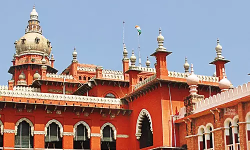 Explosives Licence Suspension | Uploading Order On Online Portal Not Valid Service, Must Be Sent By Post: Madras High Court