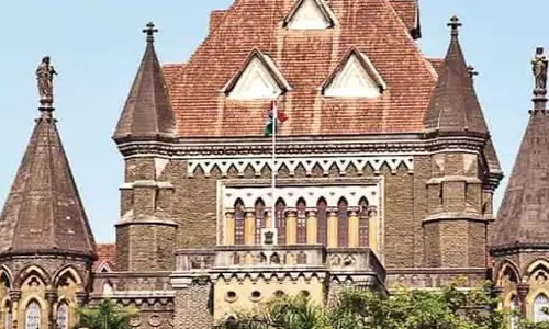 Voluntarily Abandoning Service Is Not Retrenchment: Bombay HC