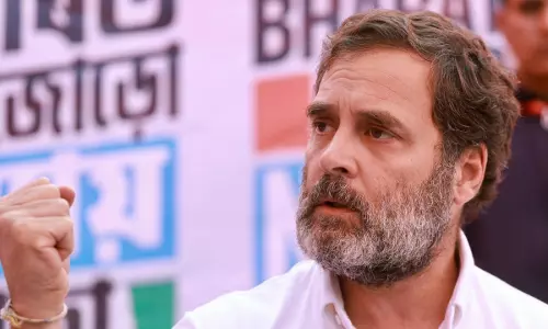 Savarkar Defamation Case | Pune Court Orders Personal Appearance Of Rahul Gandhi On December 2