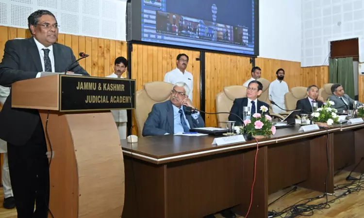 Indias Legal-Aid System Is World-Unique For Providing Lawyers To Both Sides In Disputes: Supreme Court Judge Justice Sanjeev Khanna Indias Legal-Aid System Is World-Unique For Providing Lawyers To Both Sides In Disputes: Supreme Court Judge Justice Sanjeev Khanna