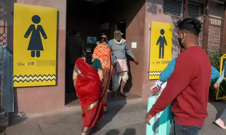 Delhi High Court Raps Civic Bodies For Complete Apathy & Insensitivity Over Maintenance Of Public Toilets, Calls For Comprehensive Plan Delhi High Court Raps Civic Bodies For Complete Apathy & Insensitivity Over Maintenance Of Public Toilets, Calls For Comprehensive Plan