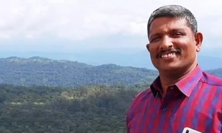 Must Guard Against Ideological Biases, False Narratives In Terrorism Cases: Kerala HC Grants Bail To 17 PFI Members Accused In RSS Leaders Murder Must Guard Against Ideological Biases, False Narratives In Terrorism Cases: Kerala HC Grants Bail To 17 PFI Members Accused In RSS Leaders Murder